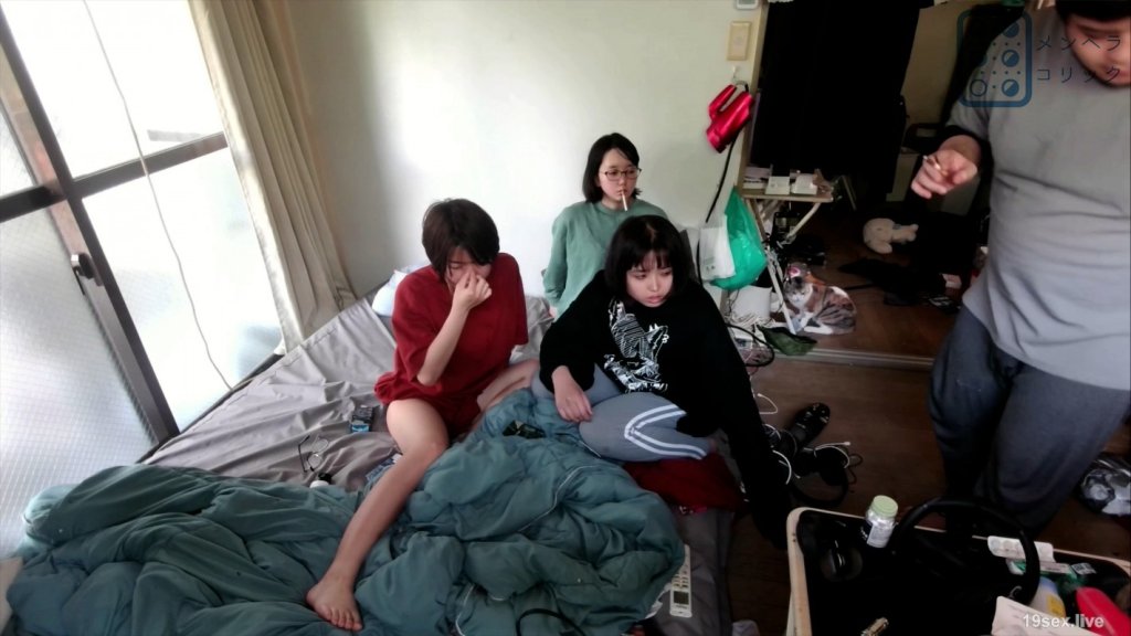 4459494                hidden camera Revealing the story behind the lives of teenagers Drugged friends until they became drug addicts, fucked while high, fucked while high, teenage girls, school age, opened a room to do drugs and slept and fucked each other all day long. teenage boy drunk on drugs Drug intoxication symptoms